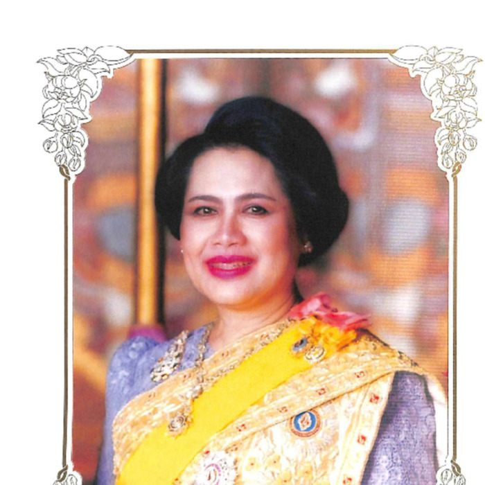 พระราชินี 2543.pdf